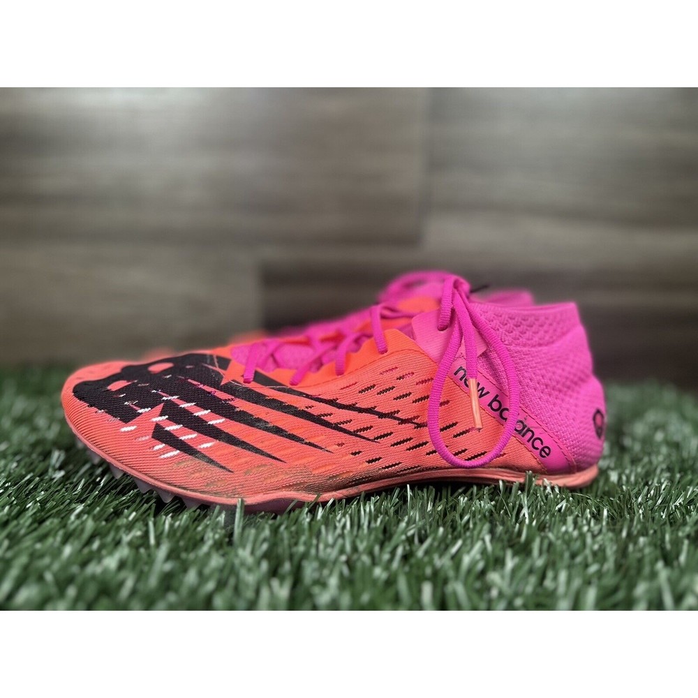 Size 7.5 - New Balance MD 800 mens Pink